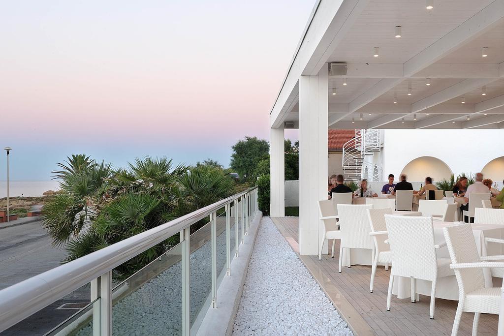 קאזלבורדינו Hotel Sporting מראה חיצוני תמונה